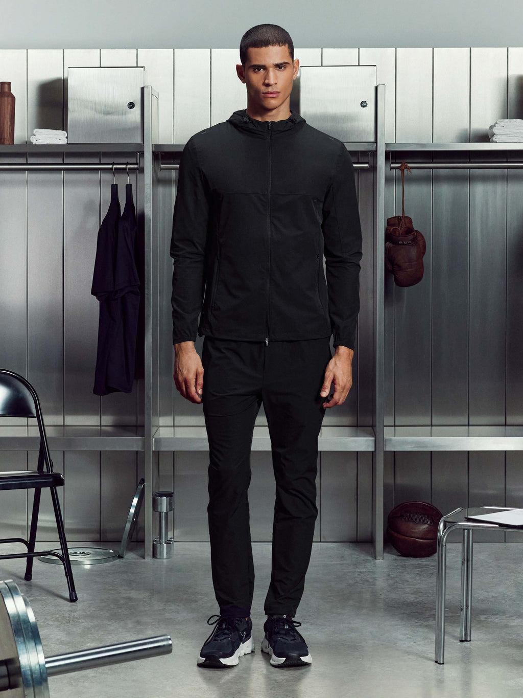 Active Windbreaker in Black