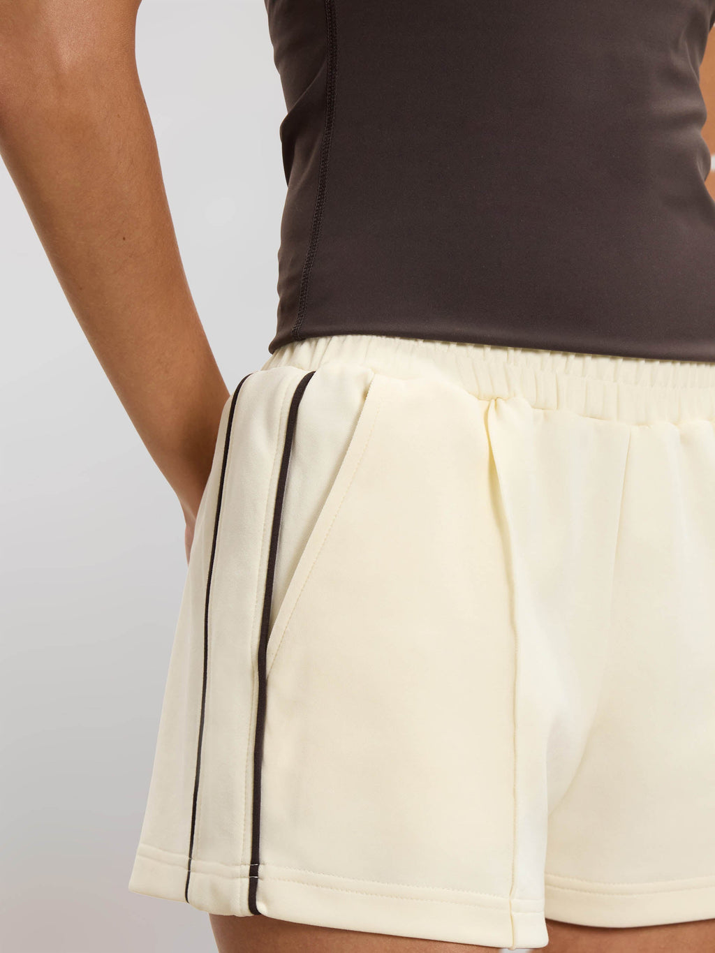 Womens Piping Track Short in Ecru