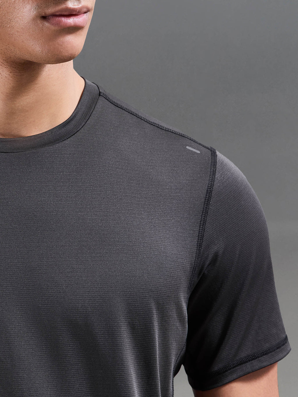 Active Essential T-Shirt in Grey