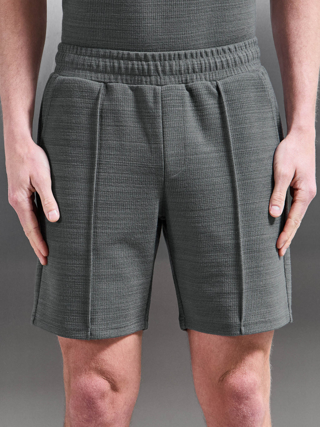 Cavour Textured Short in Grey