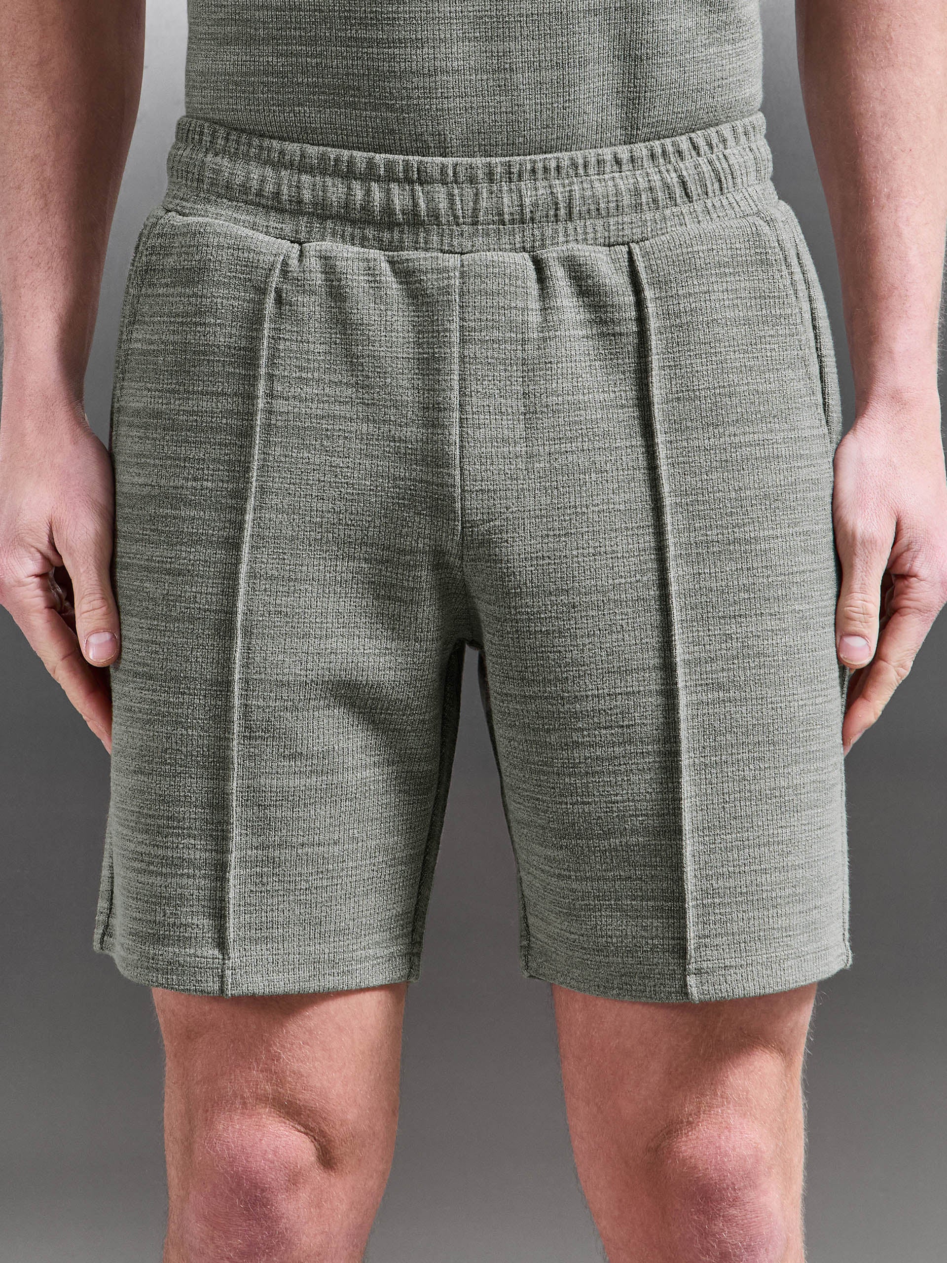 Cavour Textured Short in Olive