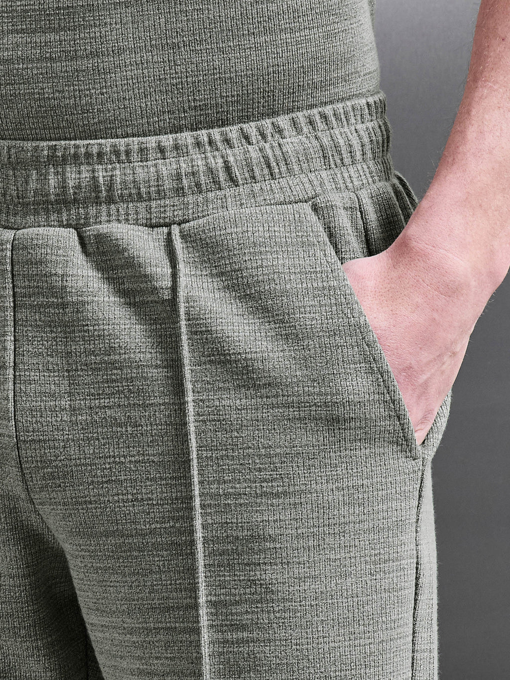 Cavour Textured Short in Olive