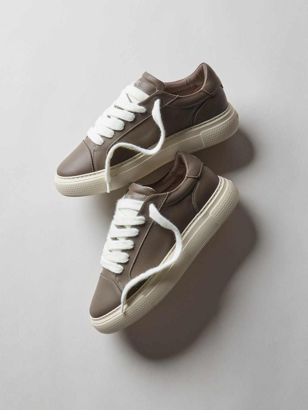 Chunky Essential Trainer in Brown