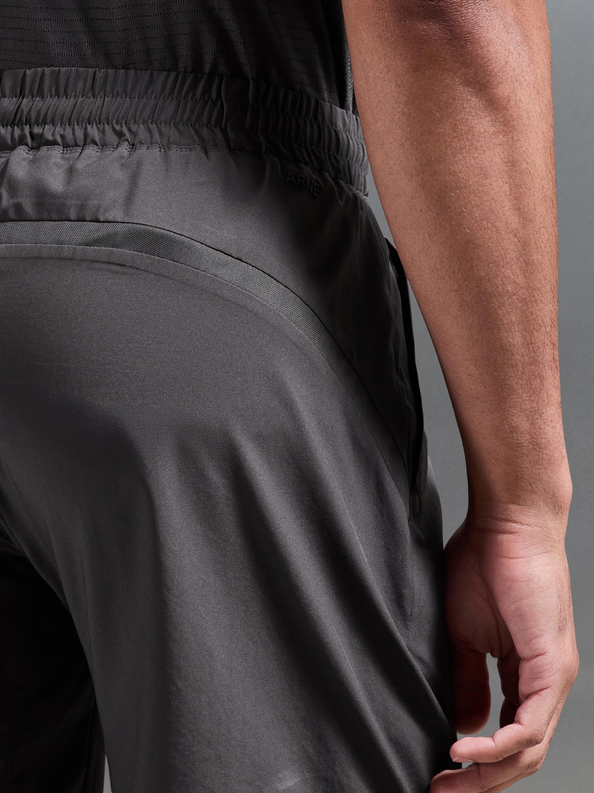 Condition Short in Grey