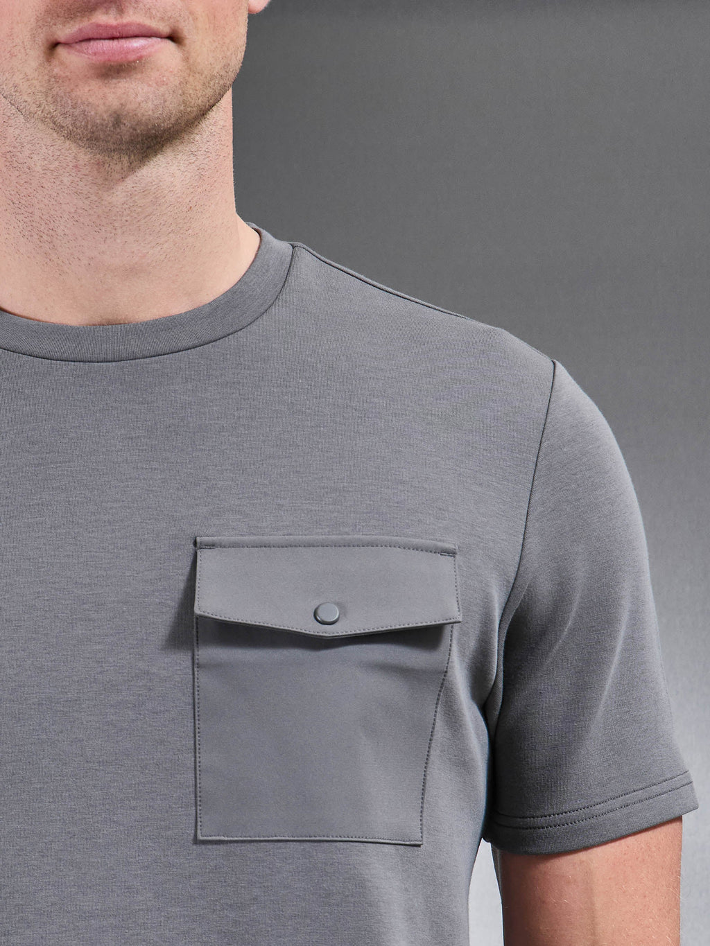 Everyday Luxe Hybrid Cargo T-Shirt in Grey