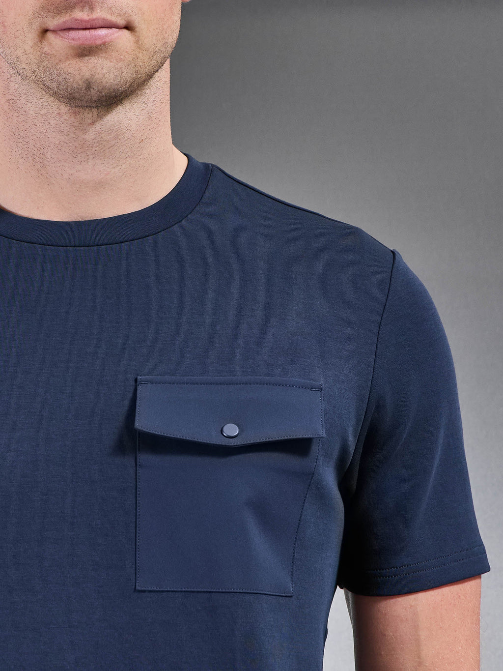 Everyday Luxe Hybrid Cargo T-Shirt in Navy