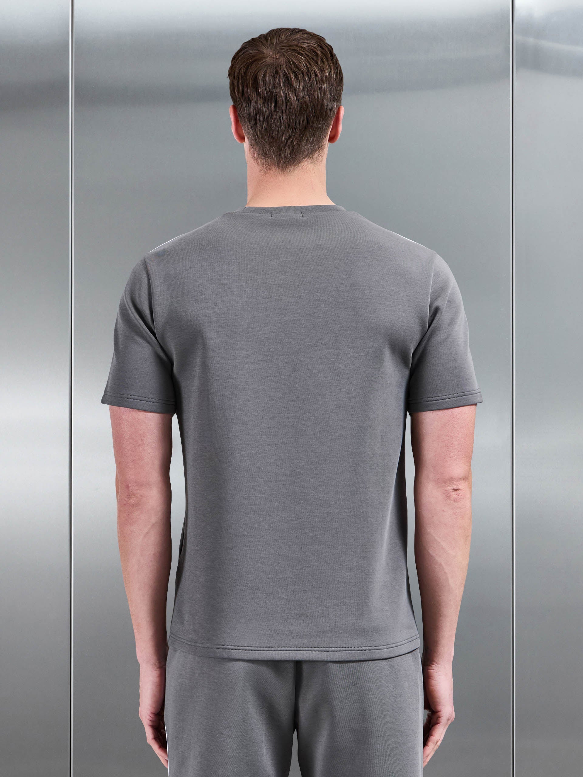 Everyday Luxe Piping T-Shirt in Grey
