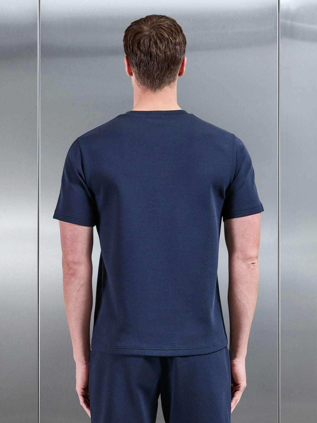 Everyday Luxe Piping T-Shirt in Navy