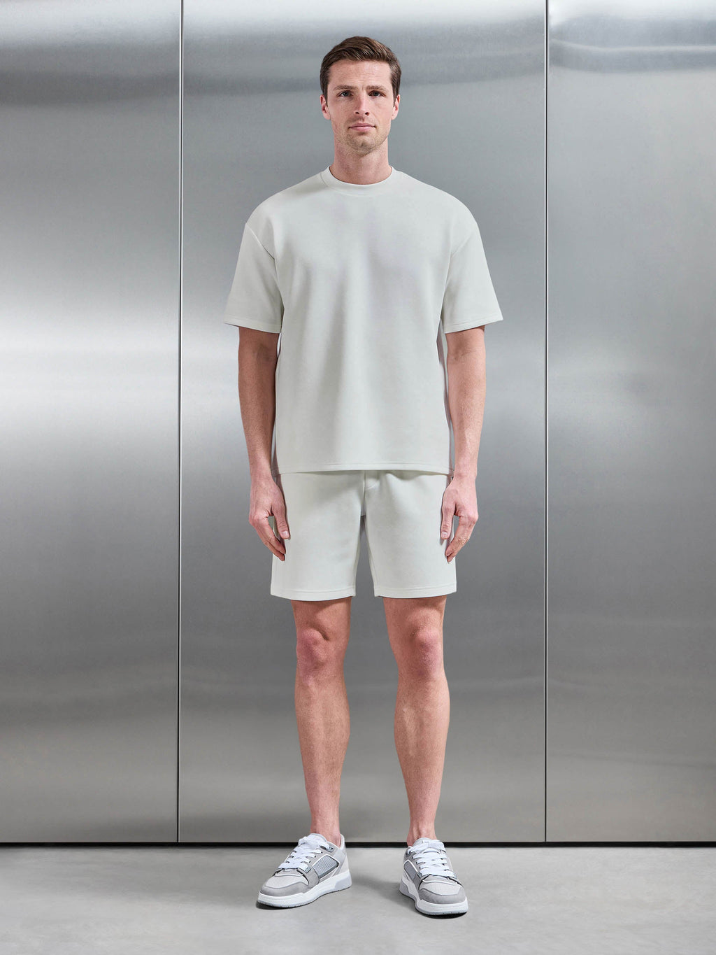 Everyday Luxe Relaxed Short in Off White