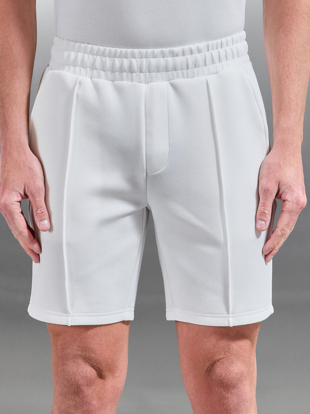 Everyday Luxe Short in Off White