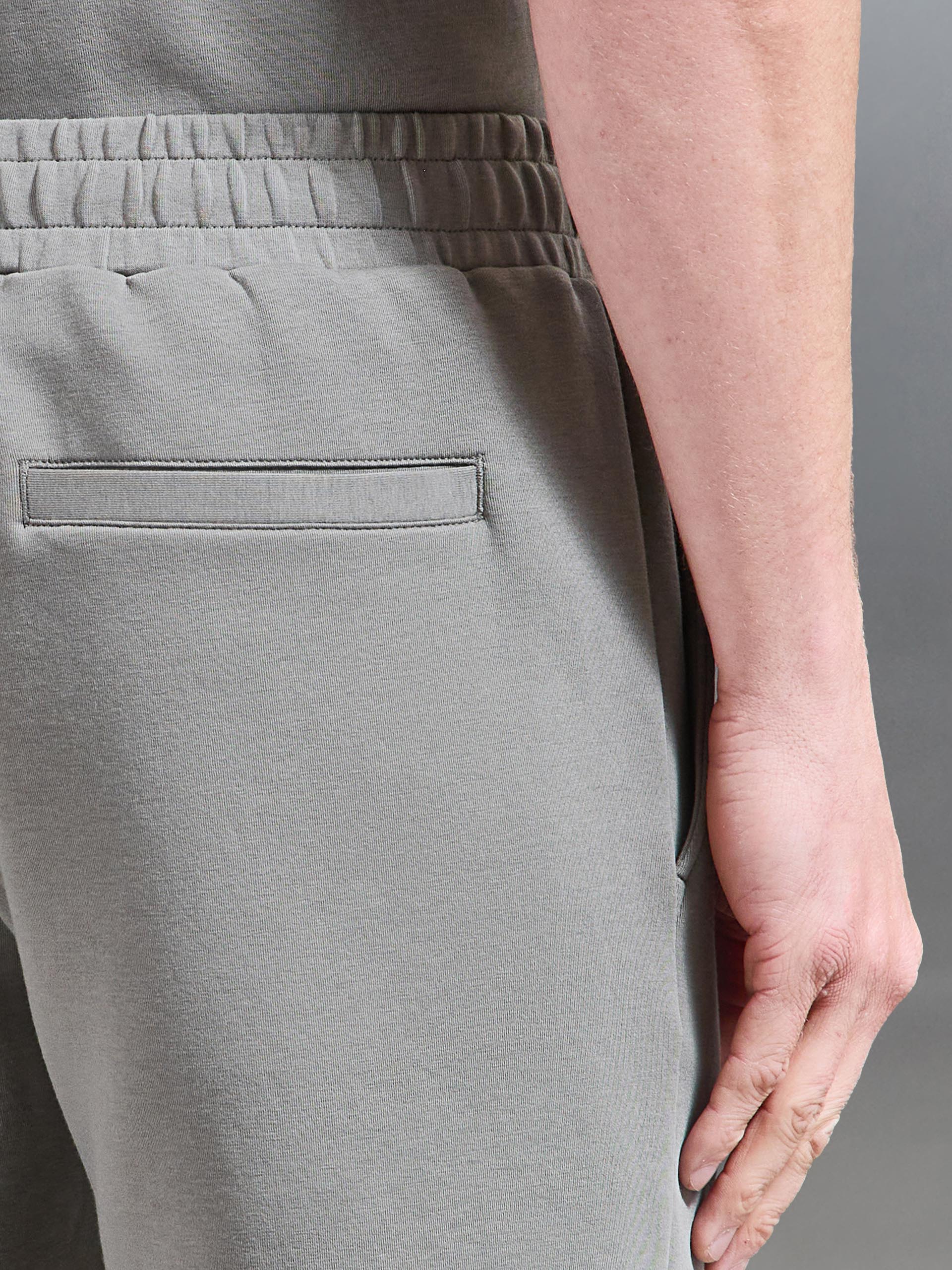 Everyday Luxe Short in Olive