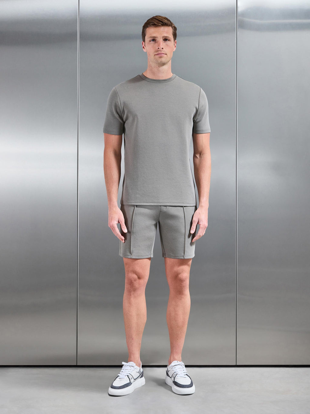 Everyday Luxe T-Shirt in Olive