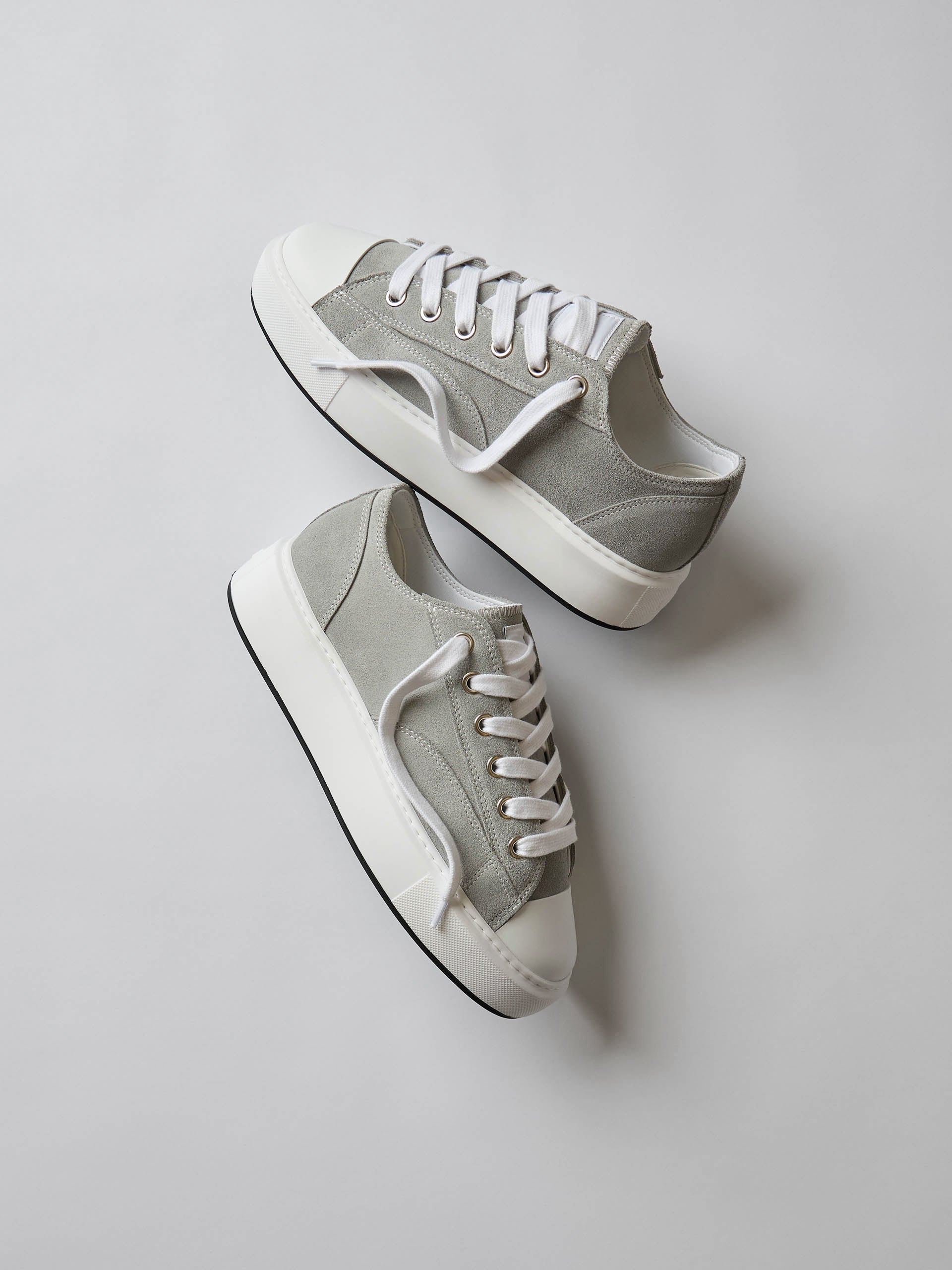 Homerun in Grey Suede