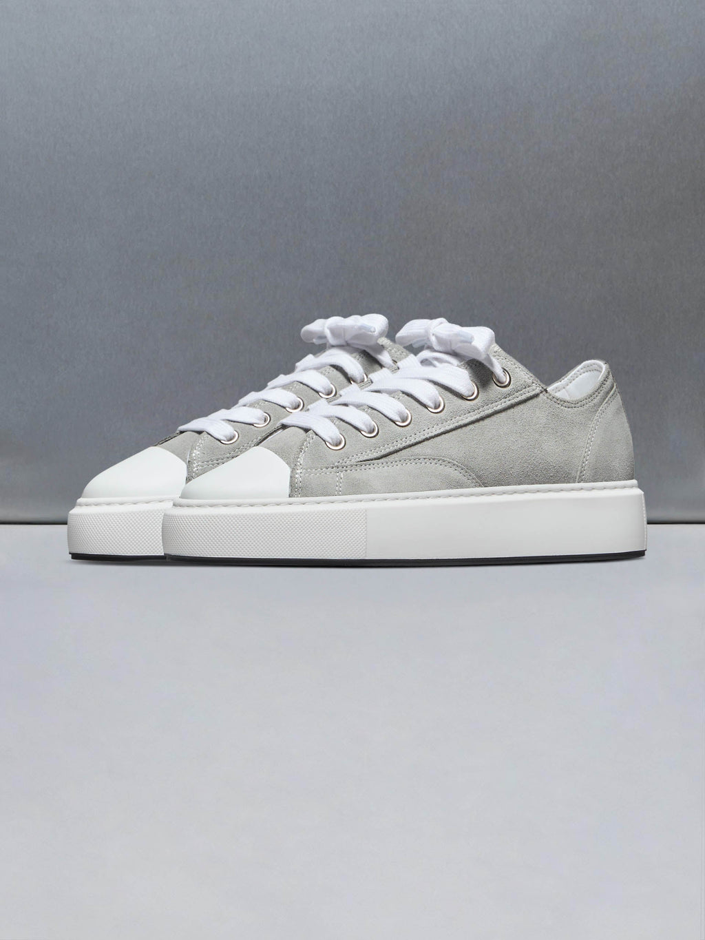 Homerun in Grey Suede