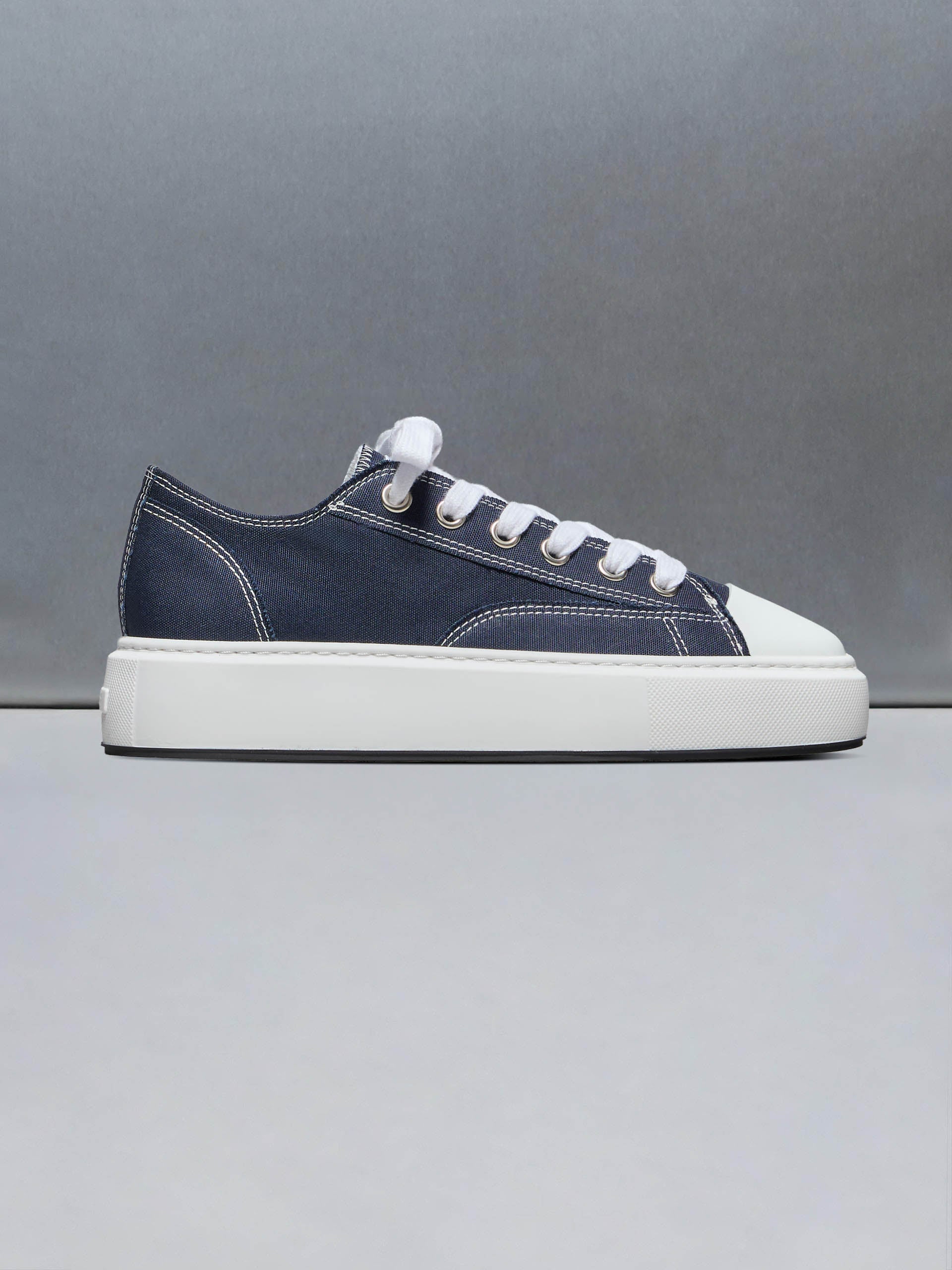 Homerun in Navy