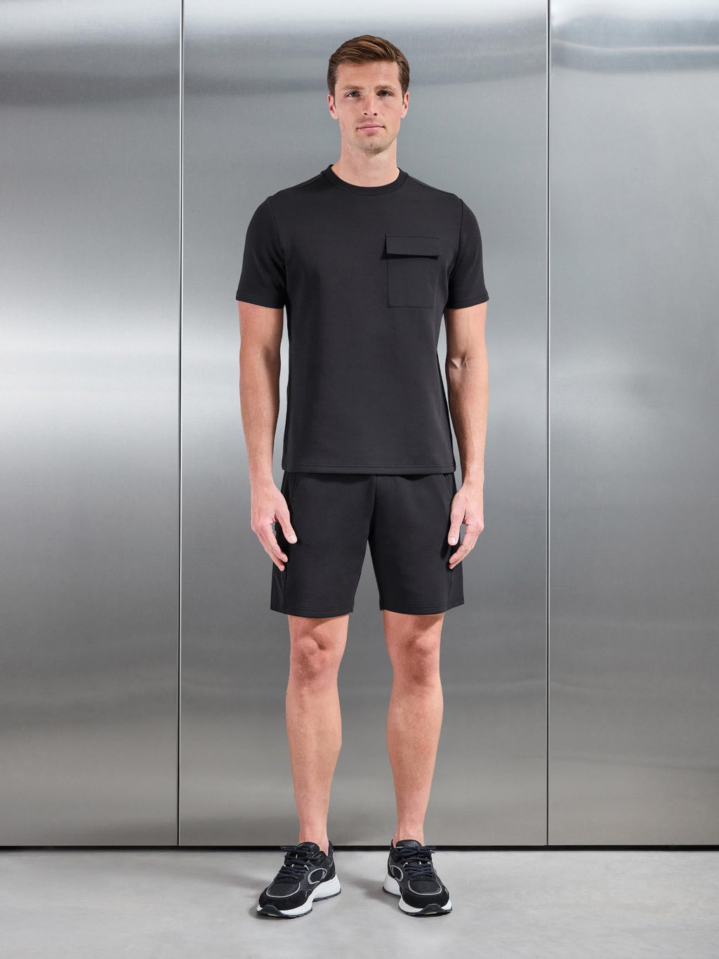 Hybrid Cargo Short in Black