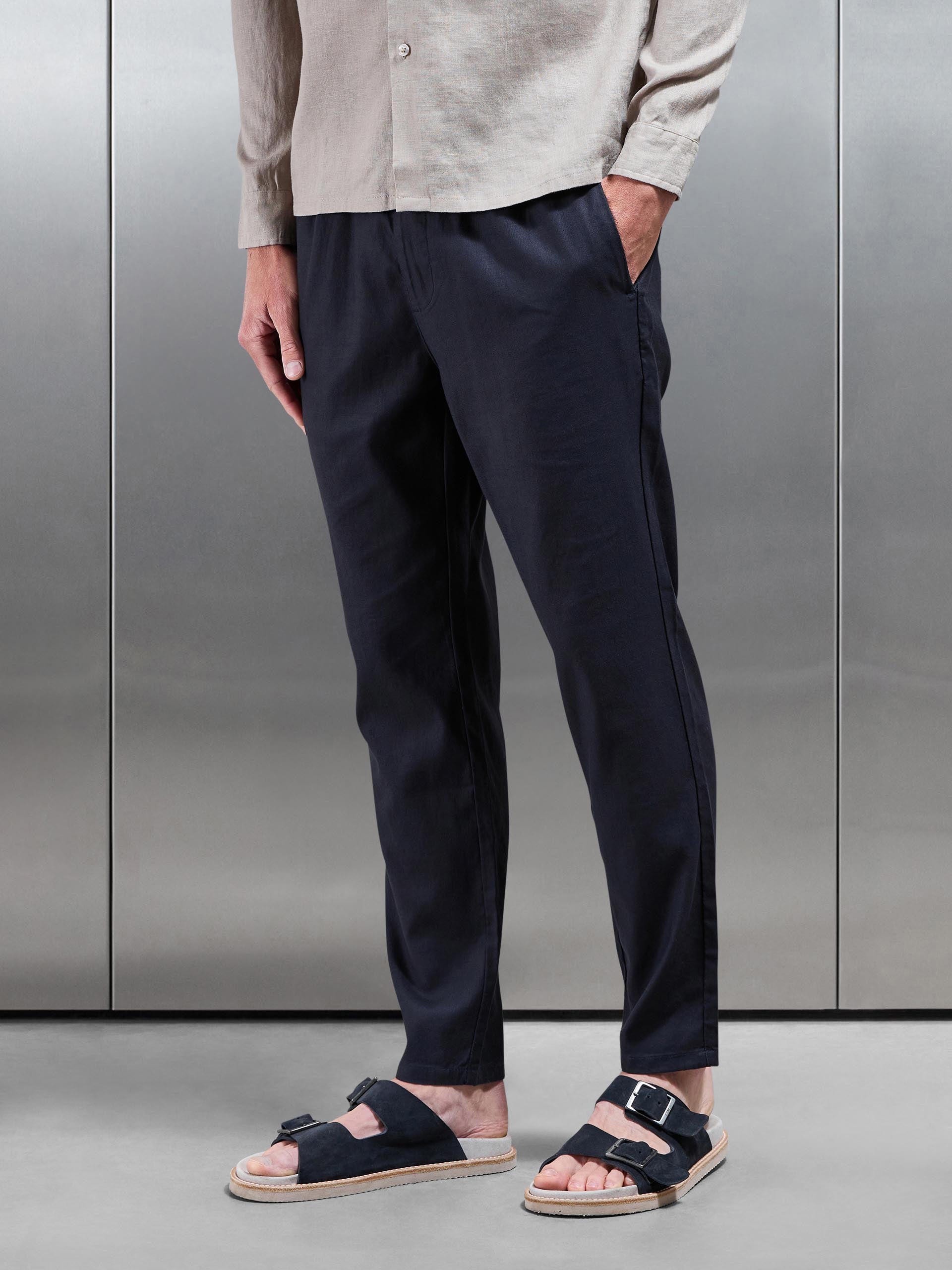 Linen Drawstring Trouser in Navy