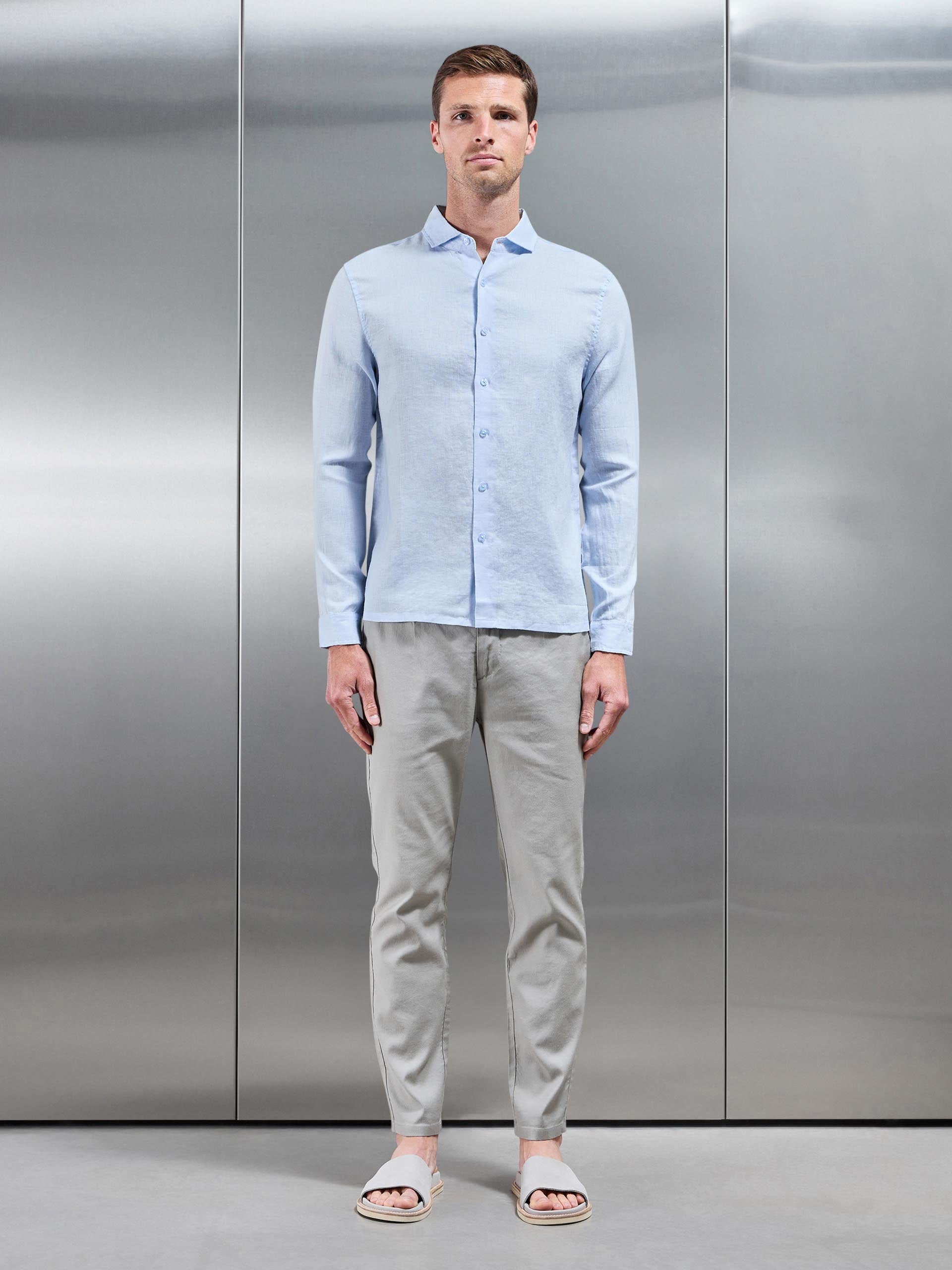 Linen Long Sleeve Cutaway Collar Shirt in Light Blue