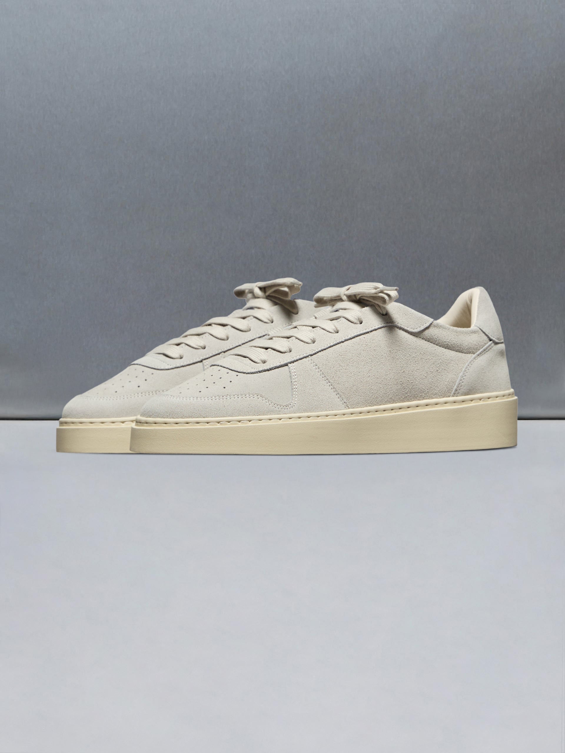 Mid Court Trainer in Stone Suede