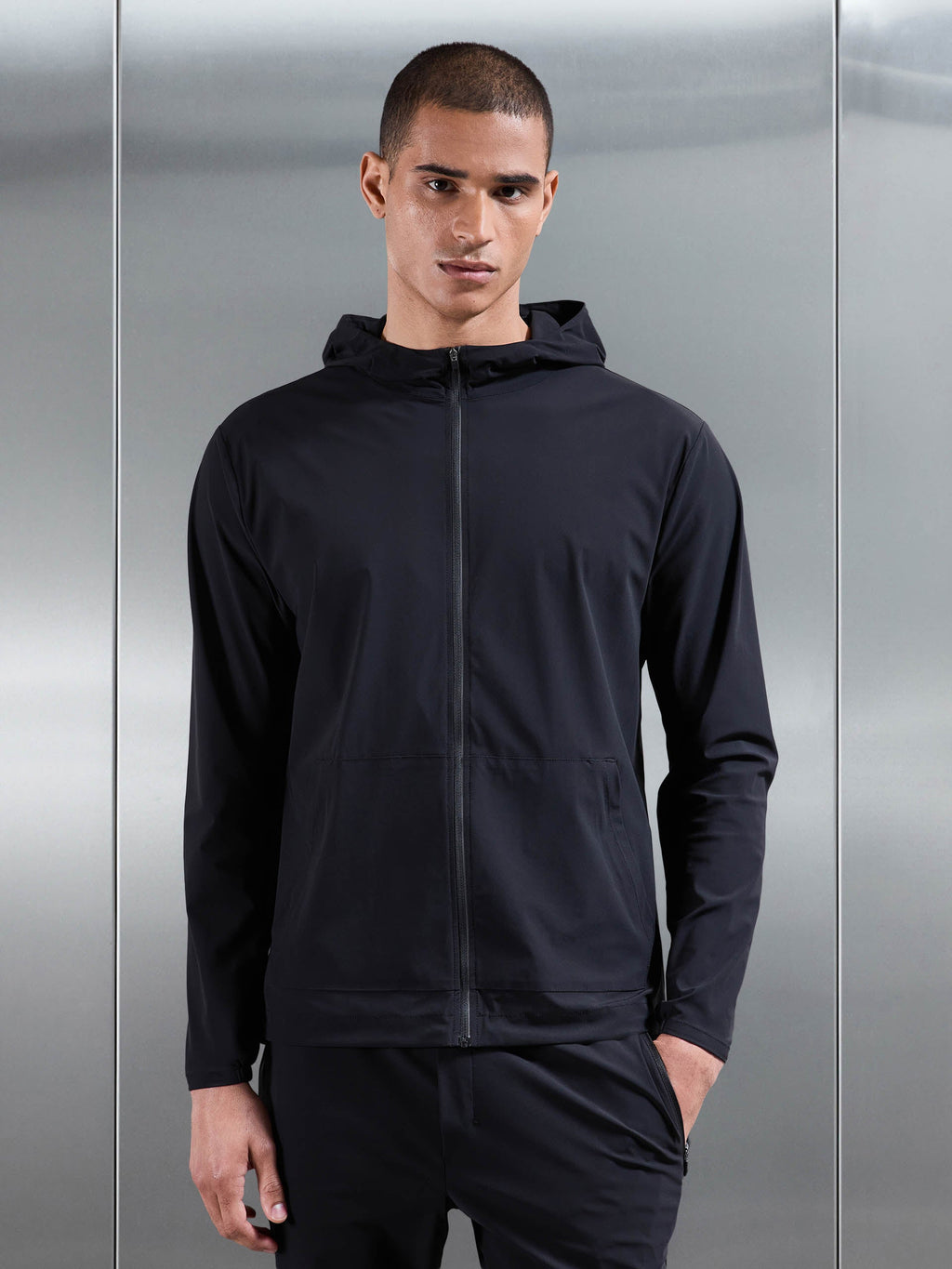 Pace Windbreaker in Black