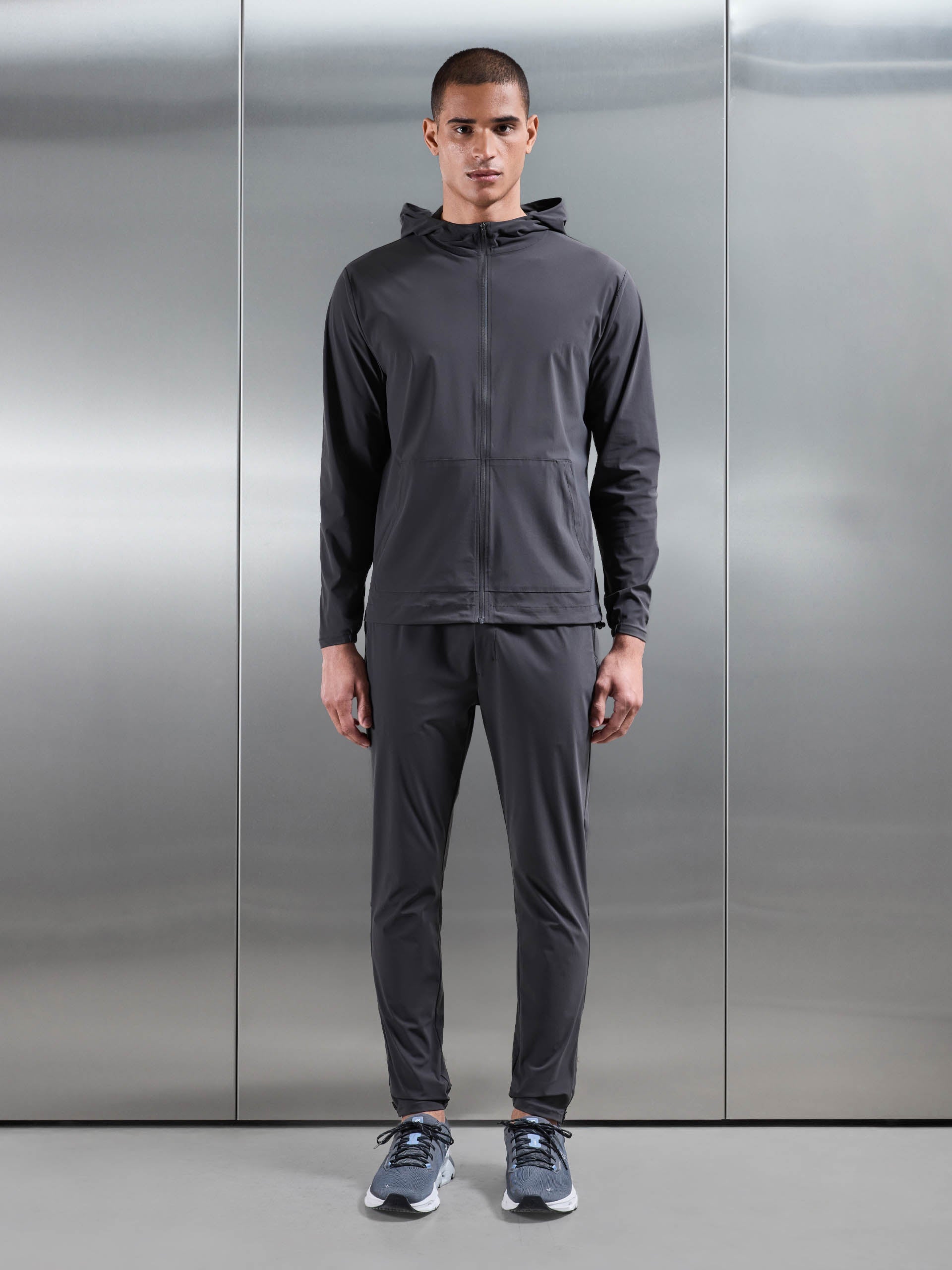 Pace Windbreaker in Grey