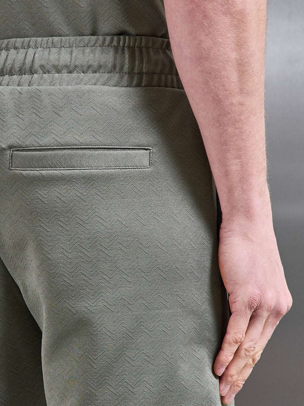 Textured Interlock Short in Sage