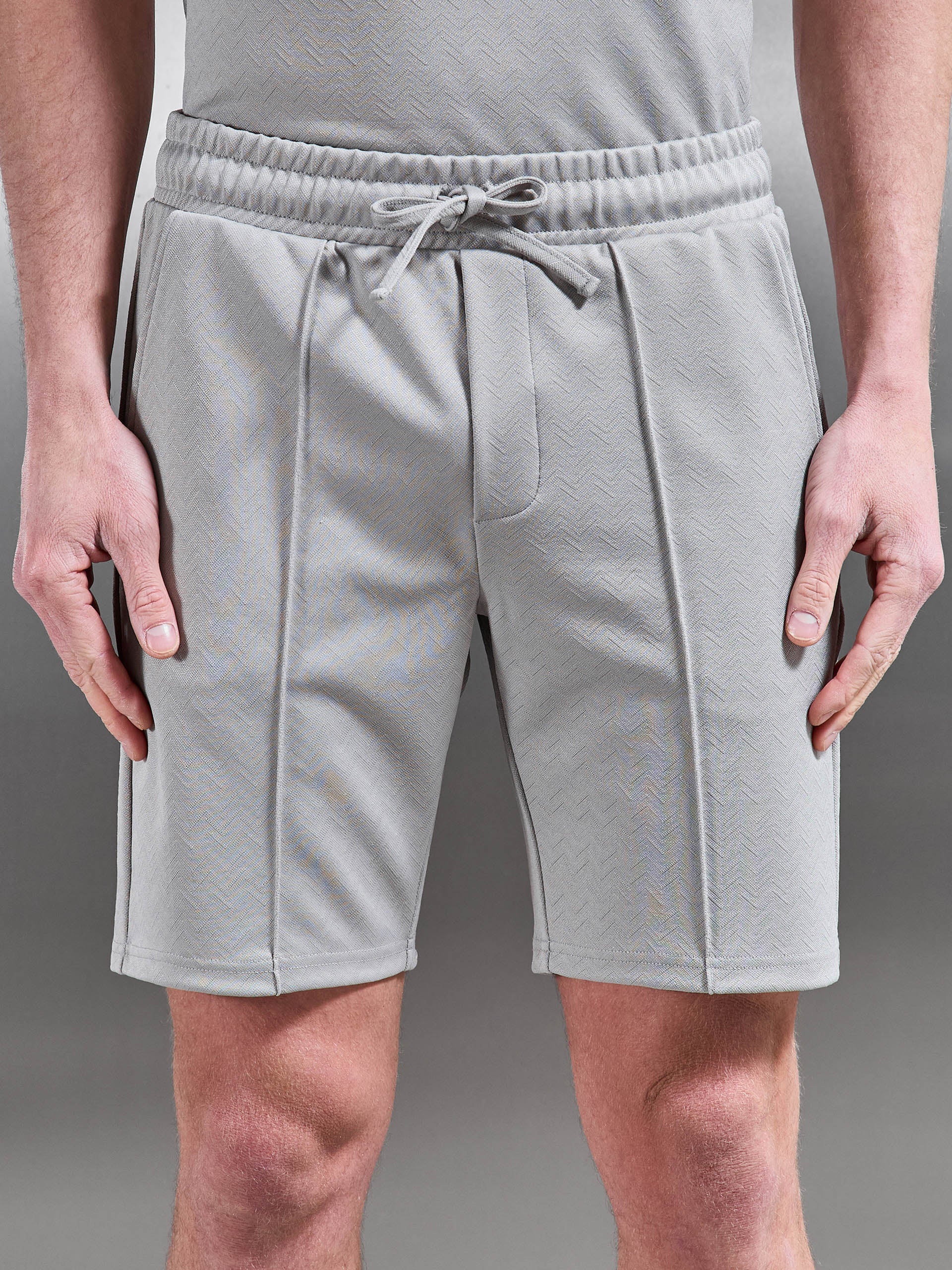 Textured Interlock Short in Stone