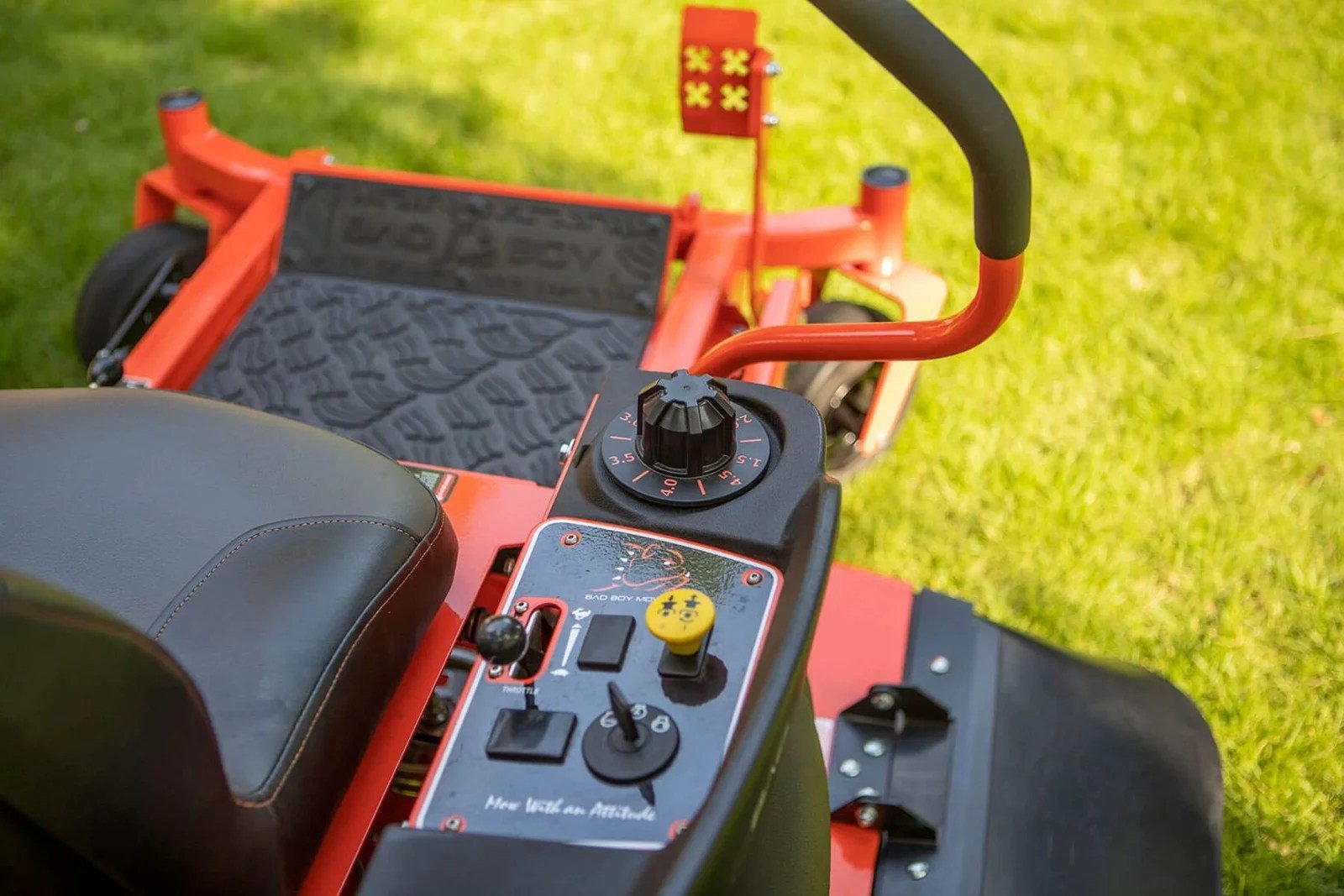 2022 Bad Boy MZ Rambler 42-Inch Zero-Turn Lawn Mower with Kohler Engine BMZ4219KO - Image 11